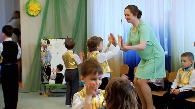 ВЕСНЯНЕ СВЯТО. ПОЛЕЧКА З ПОЦІЛУНКАМИ. Ідея - А.А. Євтодьєва смотреть онлайн