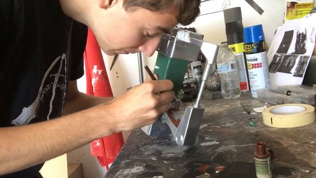 How to make an AEP7 Laser Pistol from Fallout смотреть онлайн