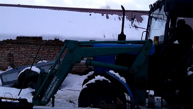 Ковыряем в носу пока поднимает гидравлика. смотреть онлайн
