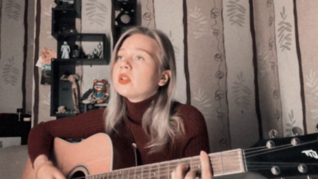 КАТЯ АДУШКИНА – МНЕ ТОЖЕ БЫВАЕТ БОЛЬНО (mira cover) КАК ИГРАТЬ НА ГИТАРЕ + АККОРДЫ смотреть онлайн
