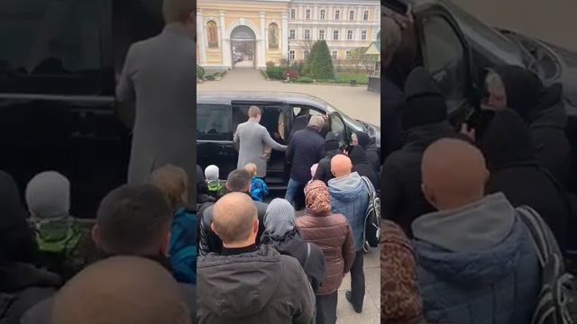 Старец Илий в Дивеево у святого Серафима Саровского смотреть онлайн