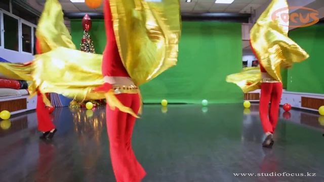 Belly Dance | Новогодний открытый урок по арабскому танцу 2016 | Dance Studio Focus смотреть онлайн