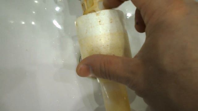 Инсталляция GROHE вода идёт на проток. GROHE installation water flows through. смотреть онлайн