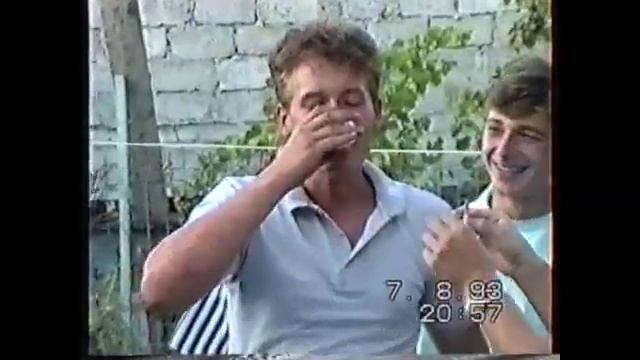 20-ти летние безбашенные пацаны! Привет из 90-х. смотреть онлайн