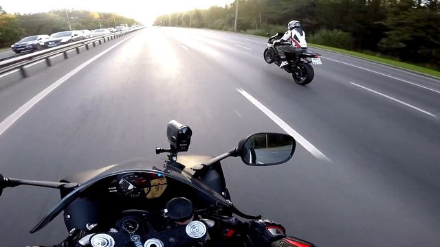 suzuki Gsxr 1000 на заднем колесе Moto Vine смотреть онлайн