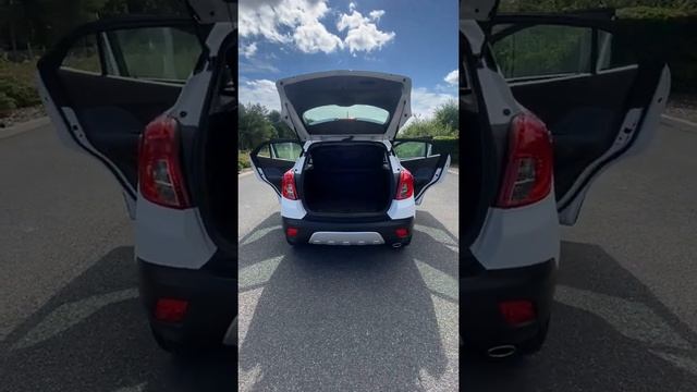 2013 Vauxhall Mokka 1.7CDTi Tech Line 2WD смотреть онлайн
