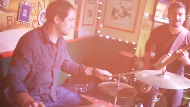The Rolls Band - Каждую субботу в Harat's Pub смотреть онлайн