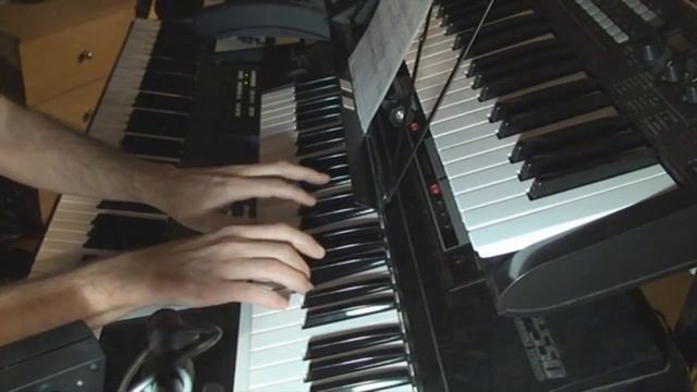 "Last Supper" для хора на Roland VP-550 смотреть онлайн