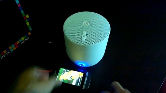 Hands On JBL PlayUp Portable Wireless Speaker for Nokia - MD-51W смотреть онлайн