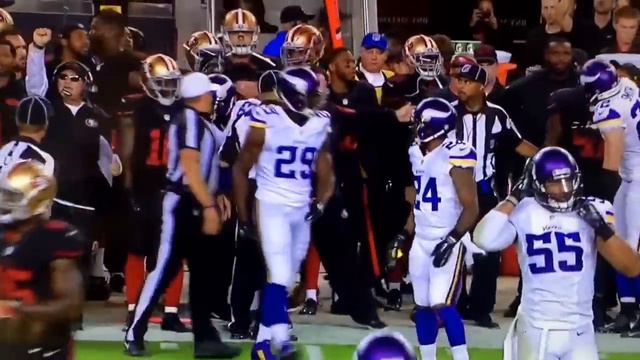 Vikings Harrison Smith blows up Colin Kapernik смотреть онлайн