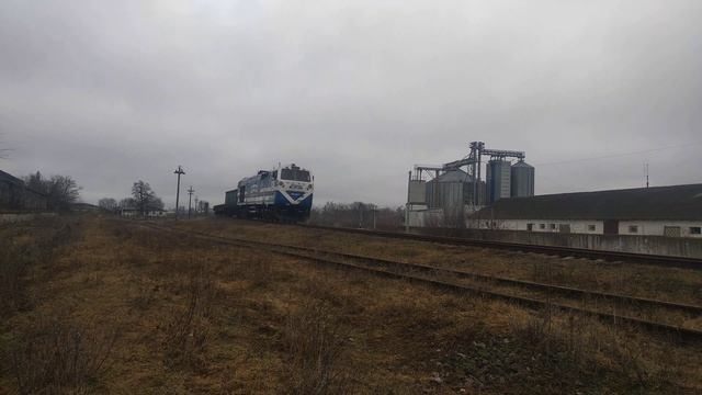 Тепловоз ТЭ33АС-3003, станции Тырново смотреть онлайн