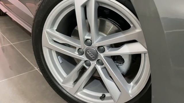 EVOGO Flexi-rental Audi A1 S Line смотреть онлайн