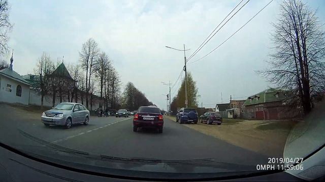 Трасса М8 в конце апреля 2019. Со звуком в реальном времени. смотреть онлайн