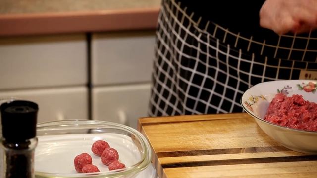 Суп с фрикадельками. Легко, быстро и очень вкусно ! смотреть онлайн