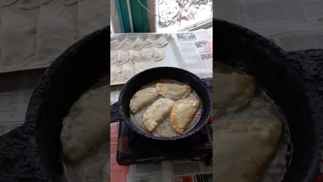 Чебуреки смотреть онлайн