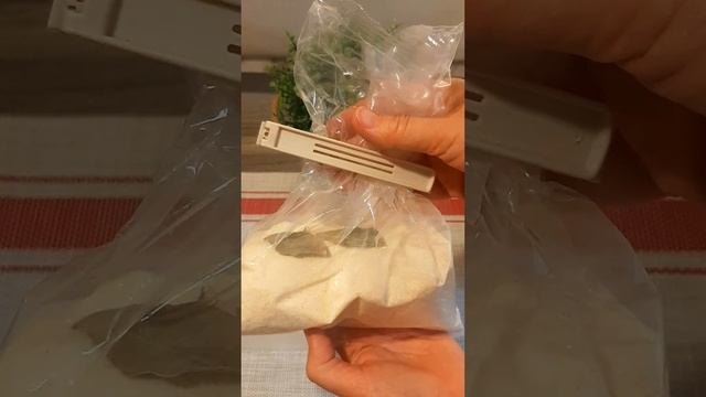 ЛАЙФХАК: Как хранить крупы, муку и сухофрукты от моли и жучков смотреть онлайн