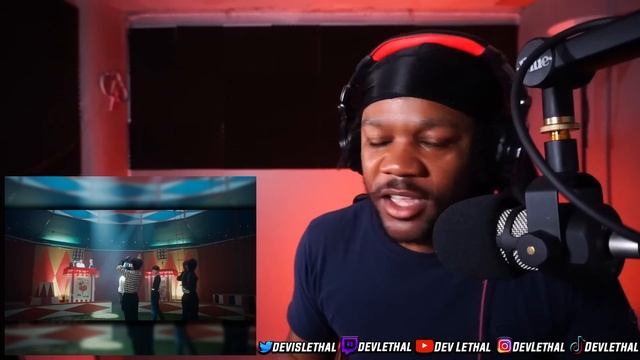Stray Kids 『CIRCUS』 Music Video Reaction | American Reacts to KPOP! смотреть онлайн