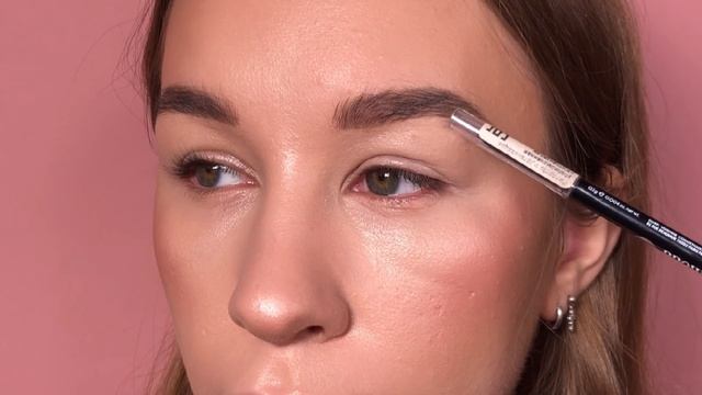 МАКИЯЖ ДЛЯ НАВИСШЕГО ВЕКА / ПОДРОБНЫЙ УРОК ДЛЯ НАЧИНАЮЩИХ смотреть онлайн