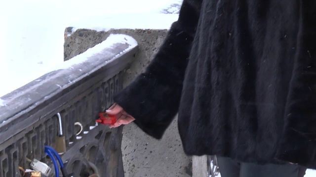 Юлия Барсукова читает стихи. смотреть онлайн