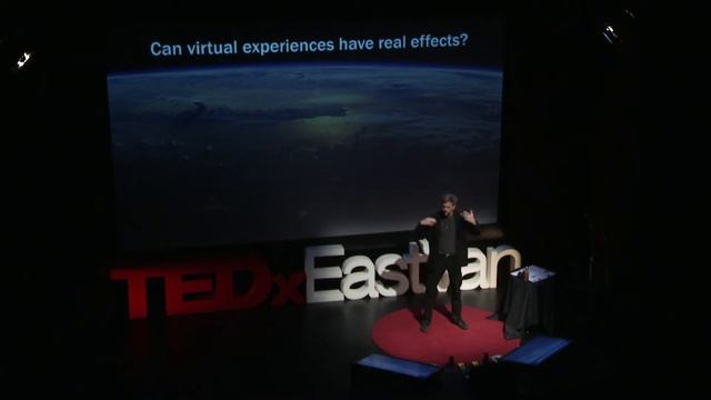 Could Virtual Reality make us more human? | Bernhard Riecke | TEDxEastVan смотреть онлайн