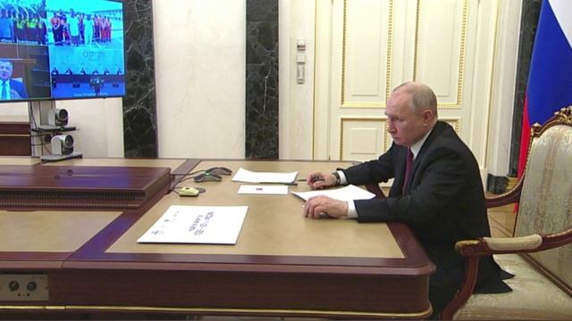 ПУТИН В.В. Дороги в новых регионах будут приведены в нормативное состояние в течение двух-трёх лет смотреть онлайн