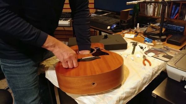 LR Baggs Stagepro Anthem acoustic guitar pickup - full install