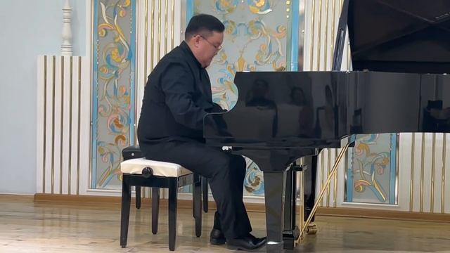 Фридерик Шопен - Мазурка f-moll ор.7. Ноктюрн f-moll op.55. Играет якутянин Алексей Слепцов смотреть онлайн
