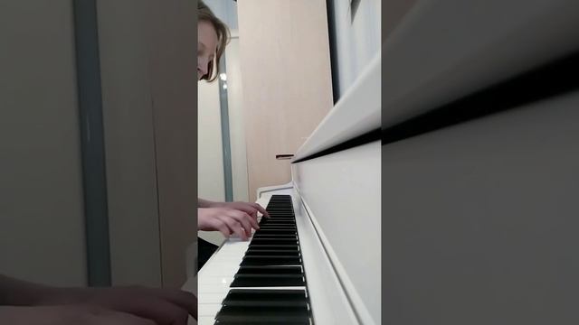 Жарова Александра, 13 лет, И.С.Бах, Английская сюита III BWV 808, Гавот смотреть онлайн