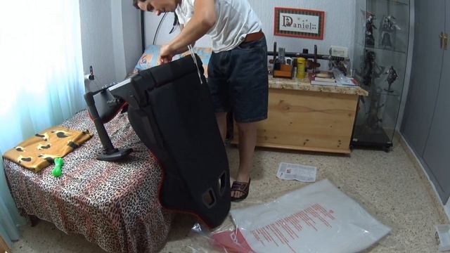 UNBOXING SILLA DXRACER смотреть онлайн