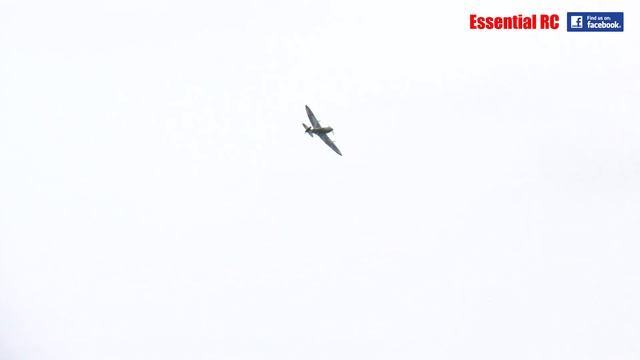 SPITFIRE ! STRAFING TIBENHAM AIRFIELD | RC WARBIRD ACTION смотреть онлайн