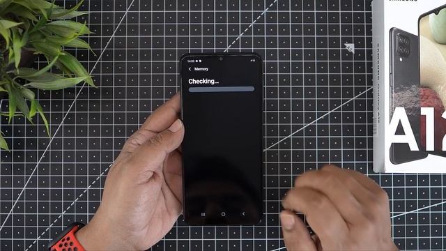 Samsung Galaxy A12 Unboxing смотреть онлайн