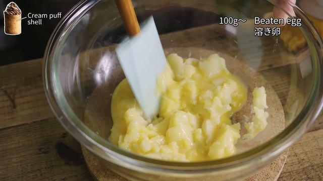 【円筒形シュークリーム】バニラホワイトチョコクリームと濃厚チョコのクリーム смотреть онлайн
