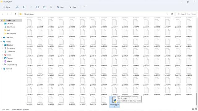 PYTHON VIRUS IN 5 LINES OF CODE | OUT OF MEMORY CRASH VIRUS | Python fun project смотреть онлайн