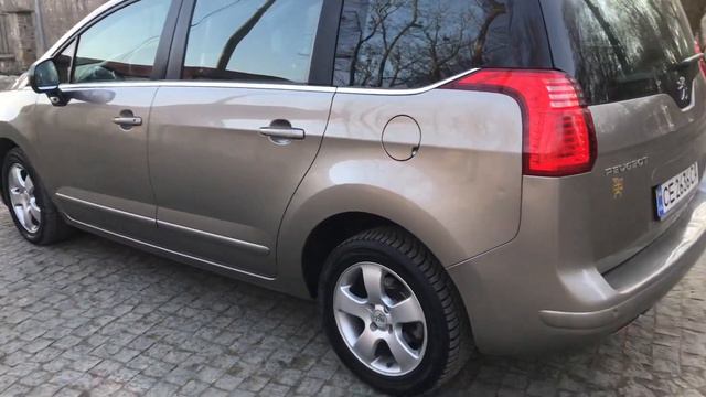 Пежо 5008 20011рік 1.6 дизель