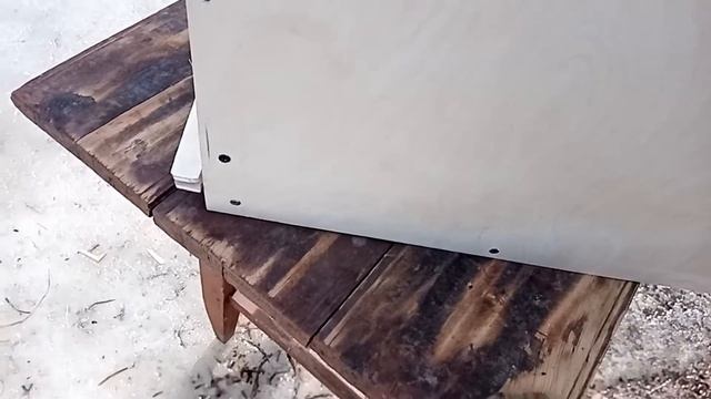 Строим БРУДЕР ДЛЯ НОВОРОЖДЕННЫХ ЦЫПЛЯТ-Building a BROODER FOR NEWBORN CHICKENS смотреть онлайн