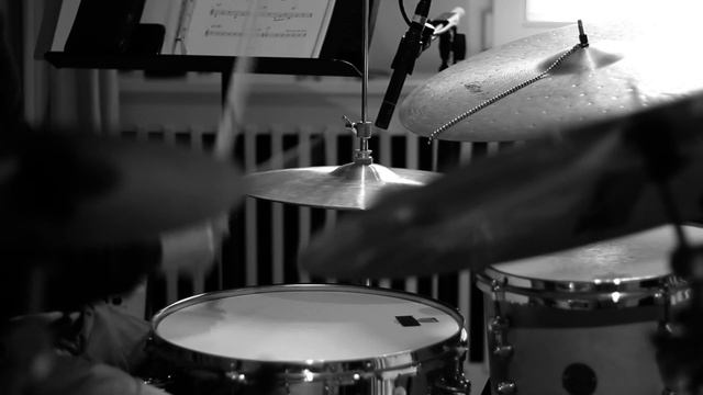 "Mantra 27" #drumsolo 🇩🇪 🇨🇱 Pablo Sáez, Surensemble #latinjazz 🎵 смотреть онлайн