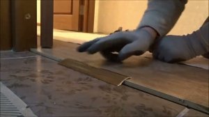 Монтаж разноуровневого порожка