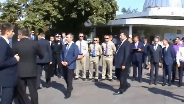 Полиция Одессы. Встречают: ОнЖеГога, Порошенко, Труханов, Саакашвили, Згула́дзе и другие оф. лица. смотреть онлайн
