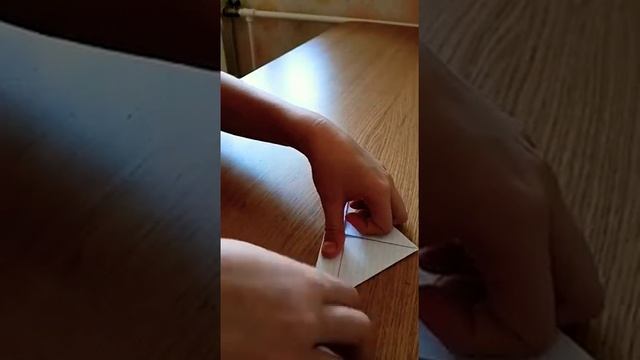 Оригами. Как сделать лодочку??? смотреть онлайн