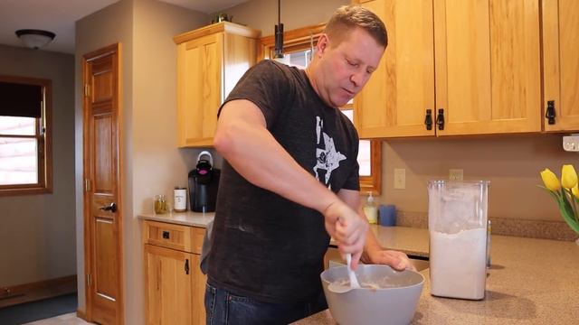Weekend Homesteading Projects: Canning Sweet Potatoes, Making Bread, and Frugal Preps смотреть онлайн