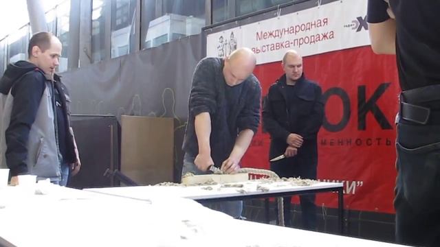 Смотреть! Пеньковый канат и тесты ножей! Как проходят соревнования на выставке Клинок. Резка каната смотреть онлайн