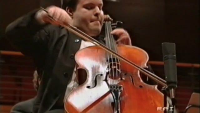 SAINT-SAENS CELLO CONCERTO - BORISLAV STRULEV AND KRISTJAN JARVI - Orchestra Nazionale della RAI смотреть онлайн