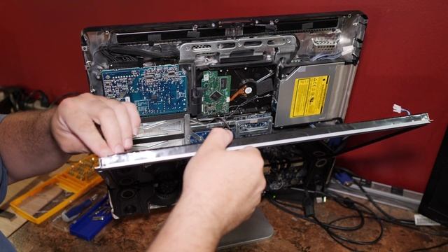 2008 Apple iMac SSD Upgrade - This is the Easiest iMac to Disassemble BY FAR - Jody Bruchon Tech смотреть онлайн