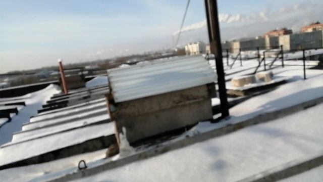 Отлив фановых труб на крыше. смотреть онлайн