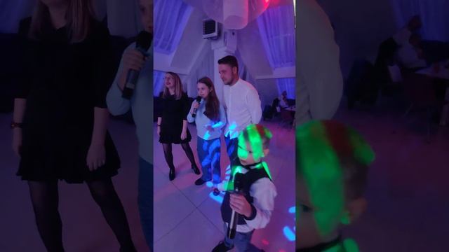 Колбасное исполнение Михаила песни "лесник" группы "король и шут". смотреть онлайн