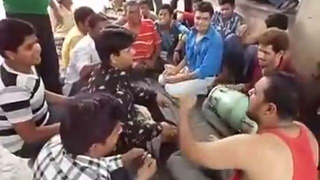 YADAIN-Childhood poems and games songs(bachpan k wo sabhi game k gaane) смотреть онлайн