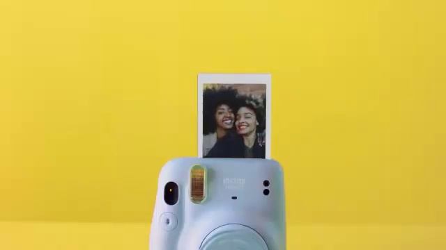 Fujifilm Instax Mini 11 (Lilac Purple) | Gadget Gets