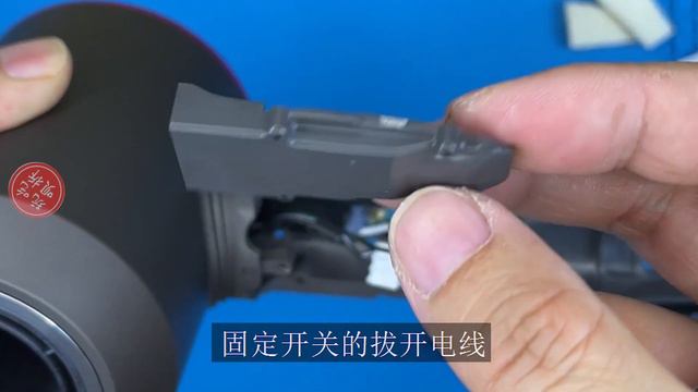 开箱拆解3000多元新版戴森吹风机，灵魂是每分钟11万转的直流无刷电机 смотреть онлайн