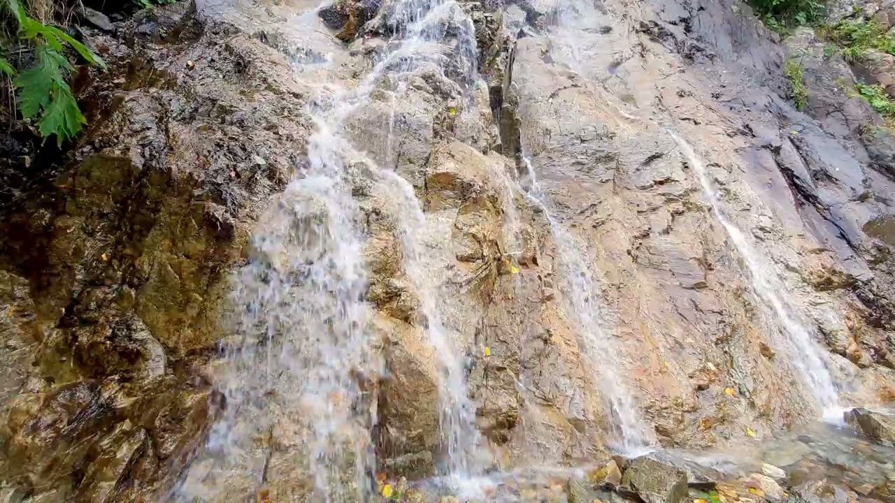 The sound of a Waterfall in the Goldfields смотреть онлайн
