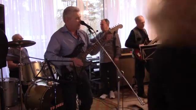 За тех кто в море смотреть онлайн